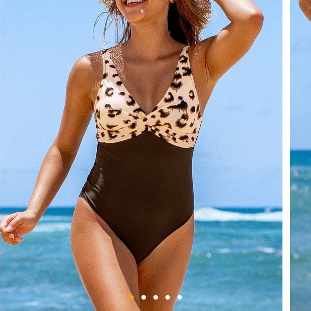 CUPSHE - wild leopard twist one piece bathing suit